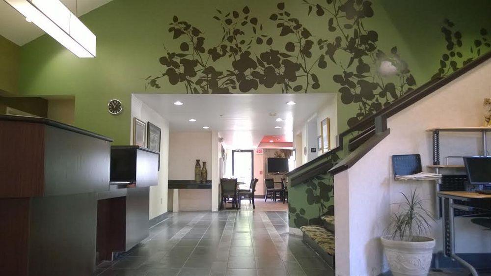 Inn At Clemson Bagian luar foto