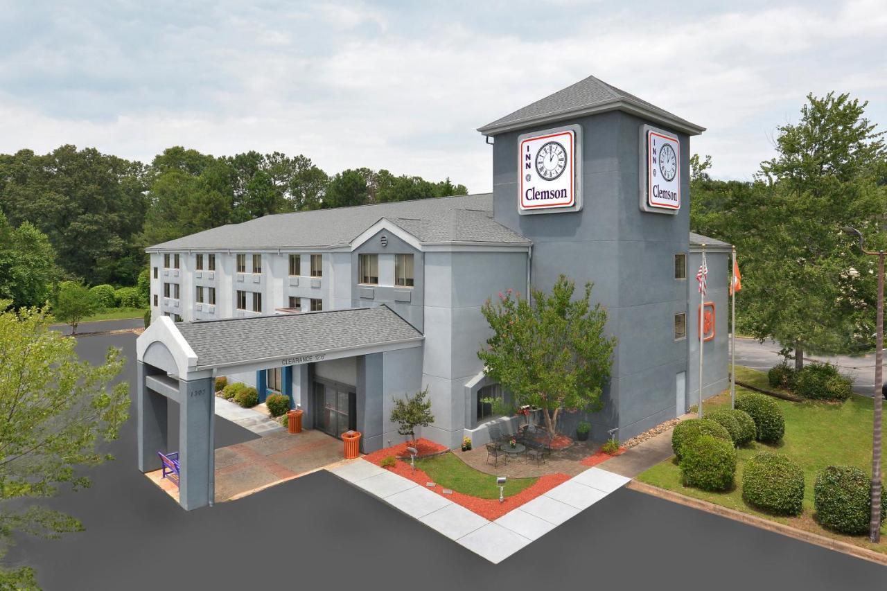 Inn At Clemson Bagian luar foto
