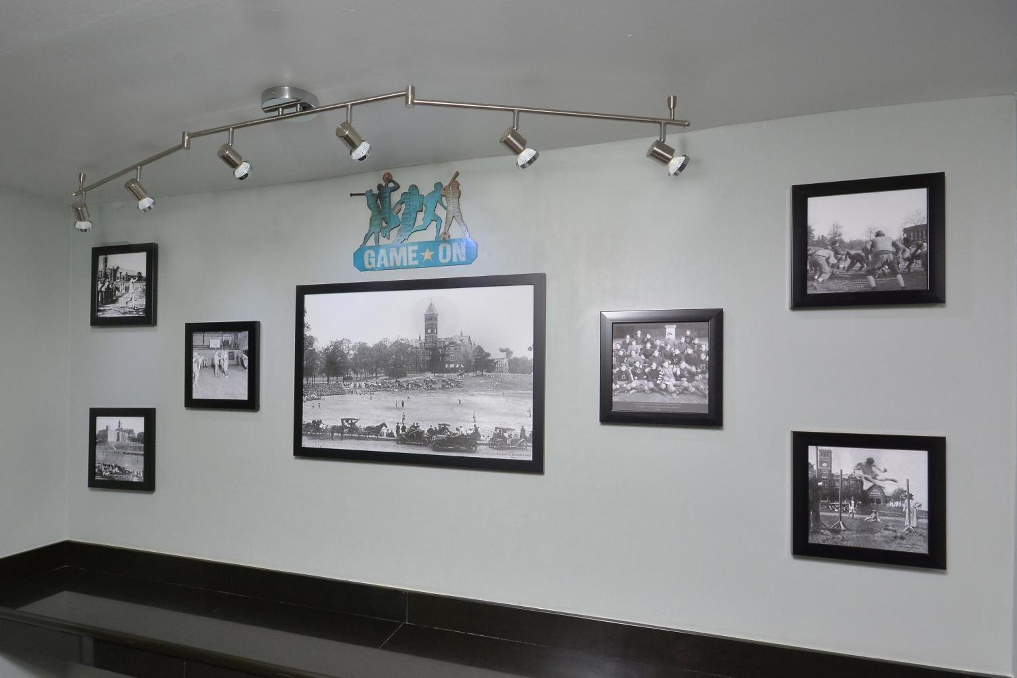Inn At Clemson Bagian luar foto