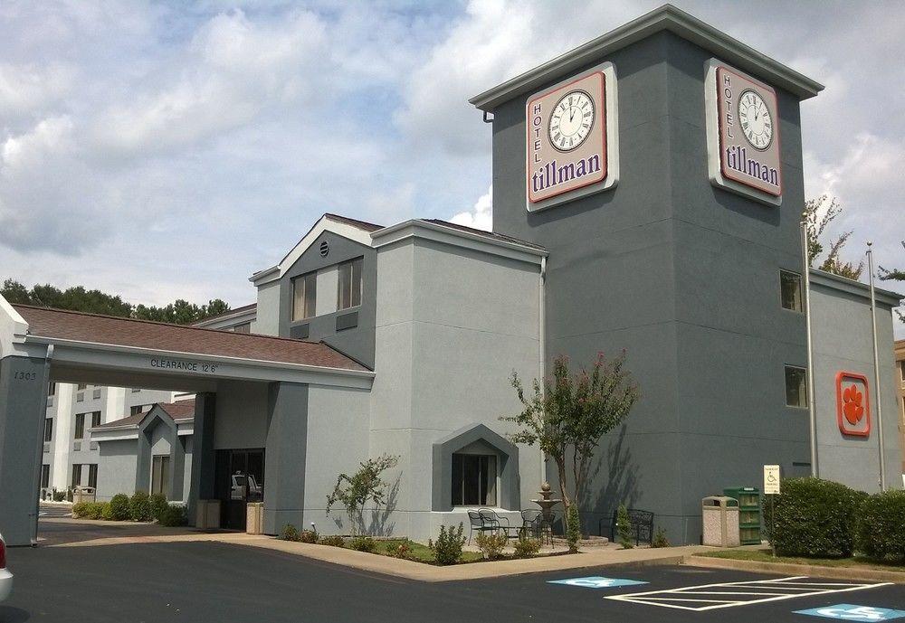 Inn At Clemson Bagian luar foto